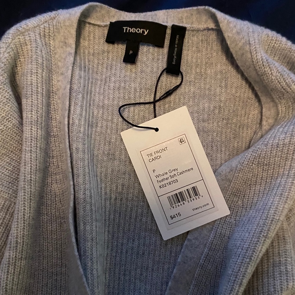 Theory grey cashmere sweater size XS / P